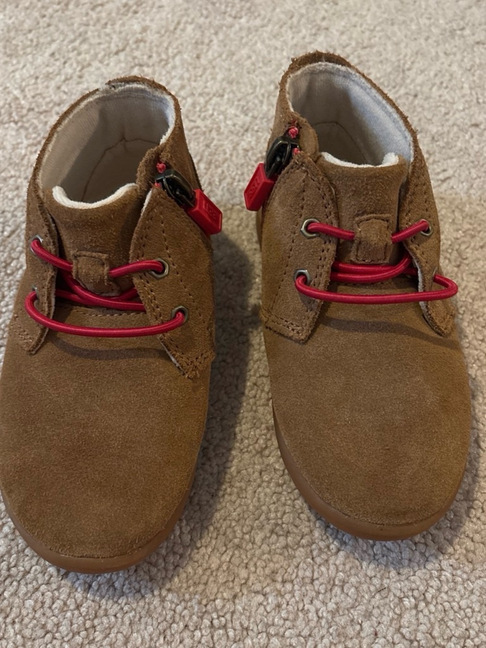 UGG Kids/Toddler Chestnut Suede Boots with Red Laces size 8